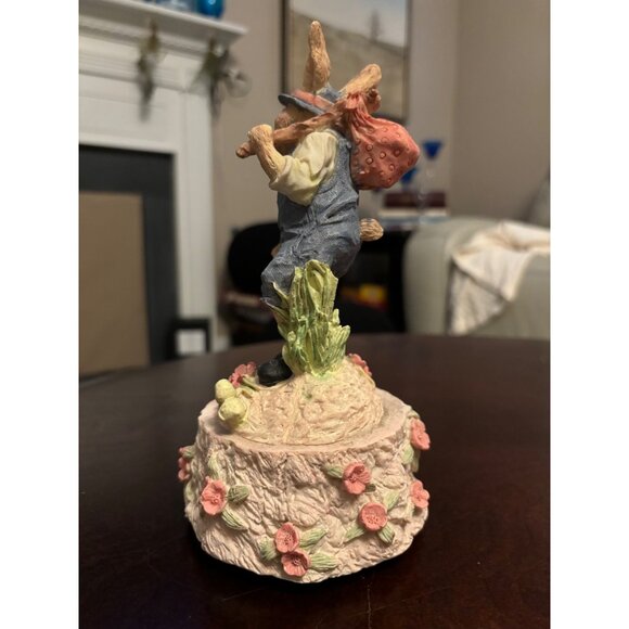 Vintage Easter Bunny Rabbit Music Box "Easter Parade" 8.25" - Picture 13 of 16